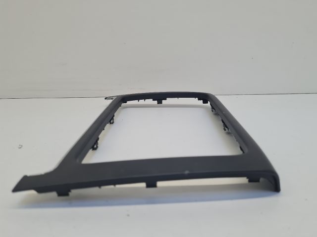 bontott VW POLO V Rádió / CD Keret