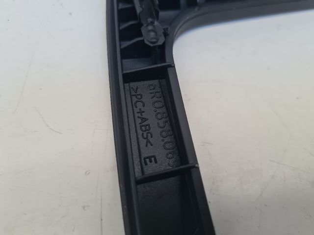 bontott VW POLO V Rádió / CD Keret