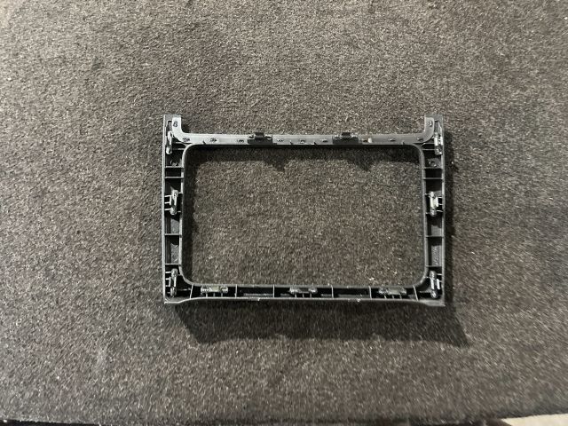 bontott VW POLO V Rádió / CD Keret