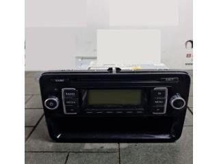 bontott VW POLO V Rádió / CD