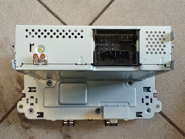 bontott VW POLO V Rádió / CD