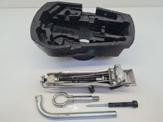 bontott VW POLO V Szerszámkészlet