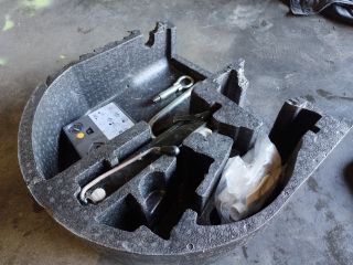 bontott VW POLO V Szerszámkészlet