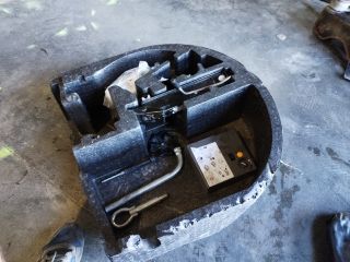 bontott VW POLO V Szerszámkészlet