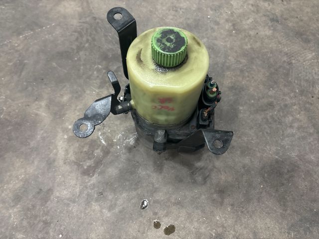 bontott VW POLO V Szervóolaj Tartály