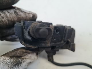 bontott VW POLO V Tankajtó Nyitó Bowden