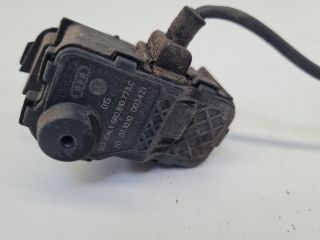 bontott VW POLO V Tankajtó Nyitó Bowden