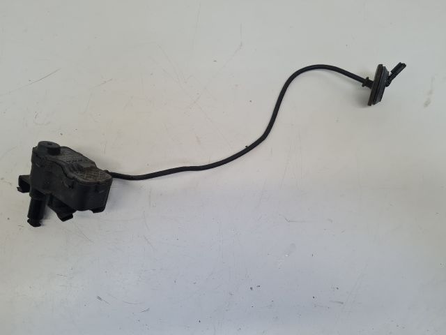 bontott VW POLO V Tankajtó Nyitó Bowden