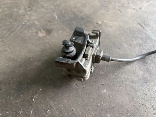 bontott VW POLO V Tankajtó Nyitó Kar / Gomb