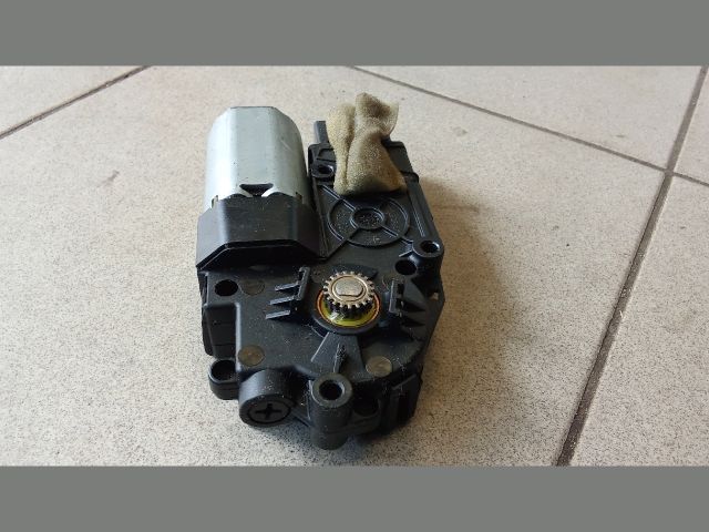 bontott VW POLO V Tetőablak Motor