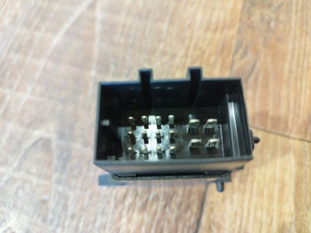 bontott VW POLO V Ülésfűtés Vezérlő