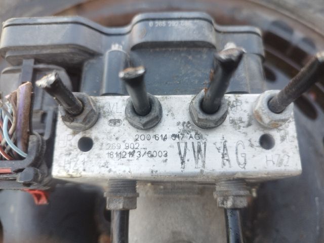 bontott VW POLO VI ABS Kocka