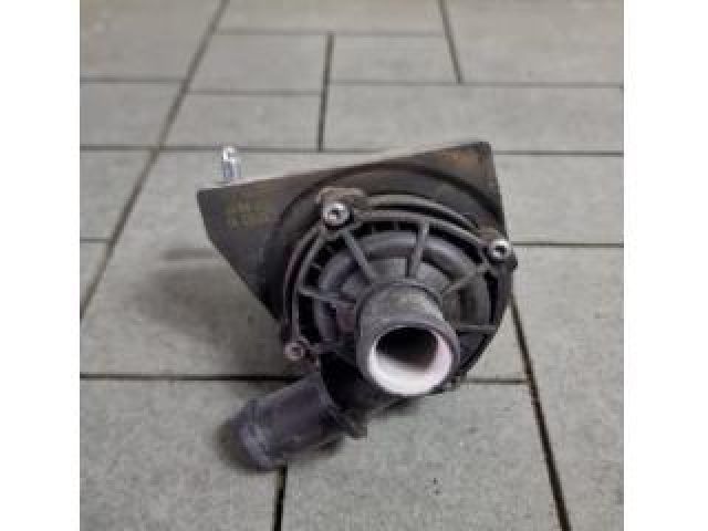 bontott VW POLO VI Vízpumpa