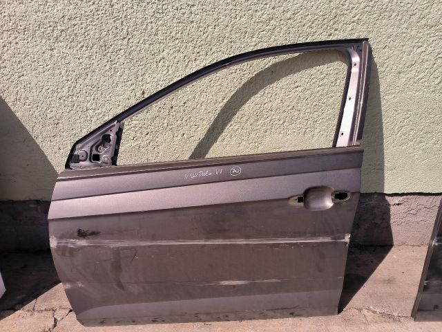bontott VW POLO VI Bal első Ajtó (Részeivel)