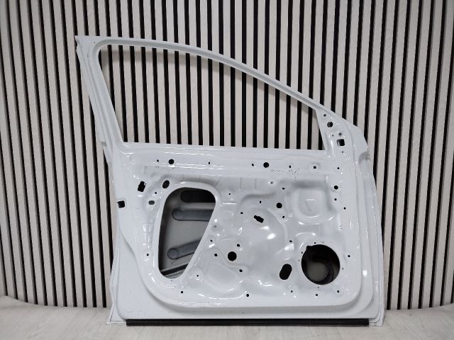 bontott VW POLO VI Bal első Ajtó (Üres lemez)