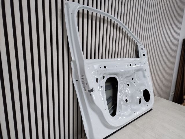 bontott VW POLO VI Bal első Ajtó (Üres lemez)