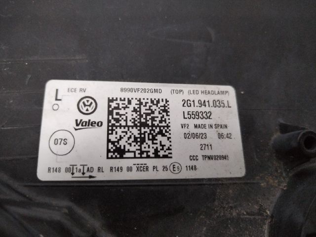 bontott VW POLO VI Bal Fényszóró