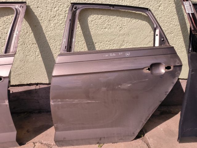 bontott VW POLO VI Bal hátsó Ajtó (Részeivel)