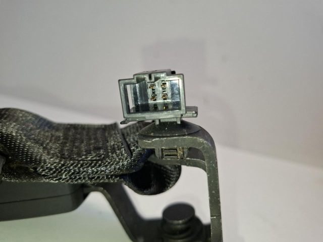 bontott VW POLO VI Bal hátsó Biztonsági Öv Csat