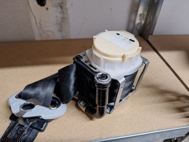 bontott VW POLO VI Bal hátsó Biztonsági Öv