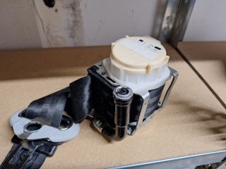 bontott VW POLO VI Bal hátsó Biztonsági Öv