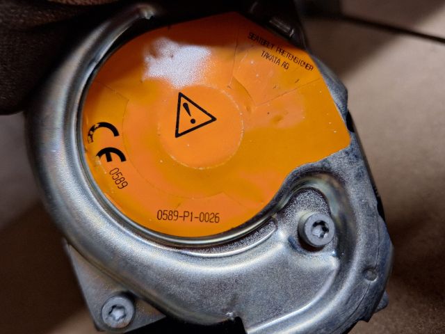 bontott VW POLO VI Bal hátsó Biztonsági Öv