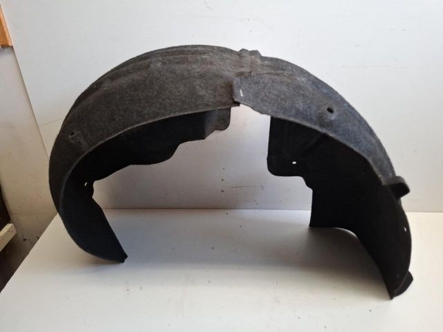 bontott VW POLO VI Bal hátsó Dobbetét (Kerékjárati, Műanyag)