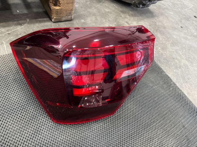 bontott VW POLO VI Bal Hátsó Lámpa