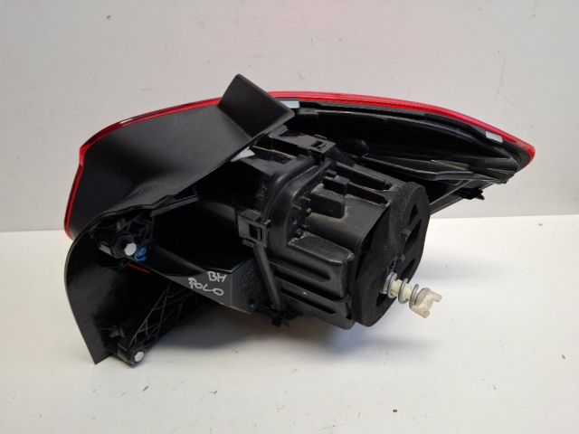 bontott VW POLO VI Bal Hátsó Lámpa