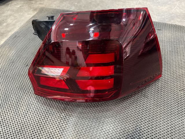 bontott VW POLO VI Bal Hátsó Lámpa