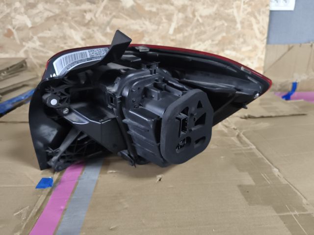 bontott VW POLO VI Bal Hátsó Lámpa