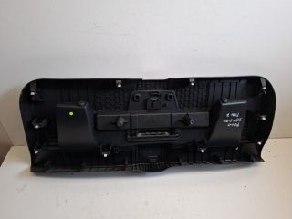 bontott VW POLO VI Csomagtérajtó Kárpit