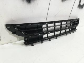 bontott VW POLO VI Első Lökhárító Alsó Középső Díszrács