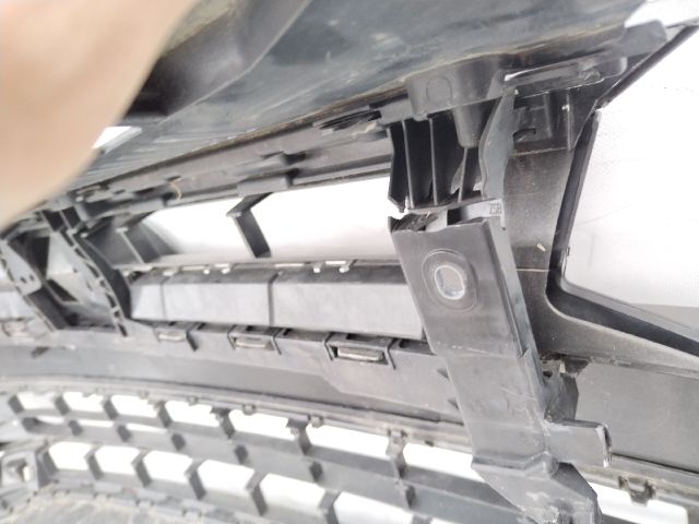 bontott VW POLO VI Első Lökhárító (Üresen)