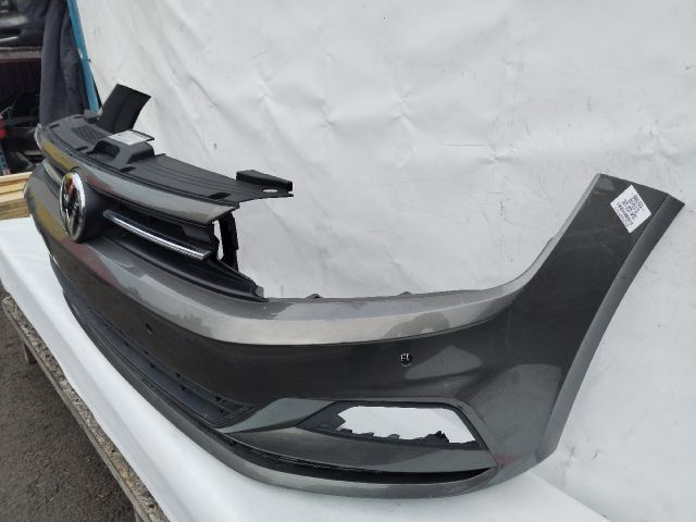 bontott VW POLO VI Első Lökhárító (Üresen)