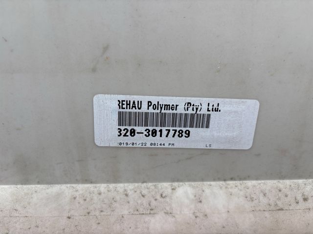 bontott VW POLO VI Hátsó Lökhárító (Részeivel)