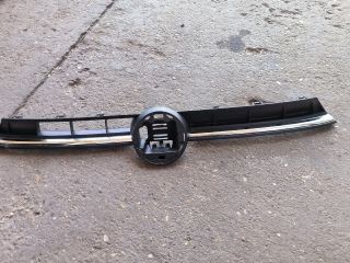bontott VW POLO VI Hűtőrács