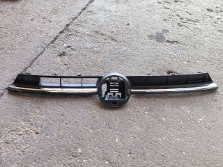 bontott VW POLO VI Hűtőrács