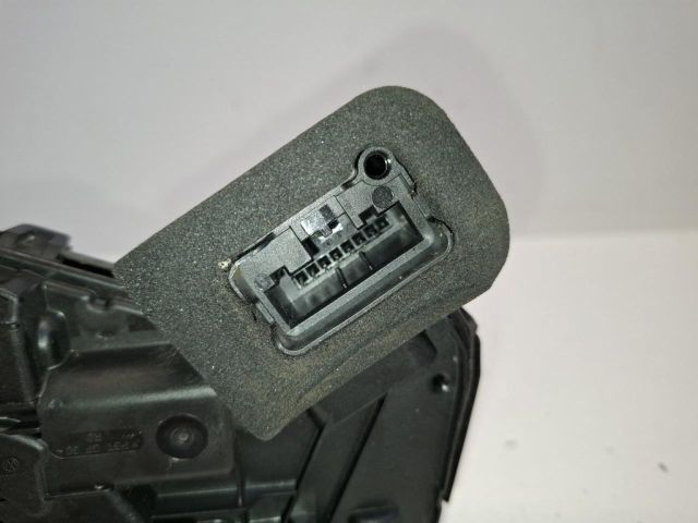 bontott VW POLO VI Jobb első Ajtózár