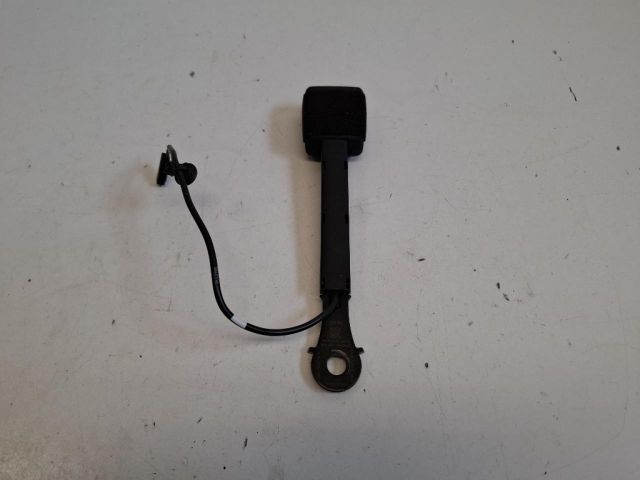 bontott VW POLO VI Jobb első Biztonsági Öv Csat