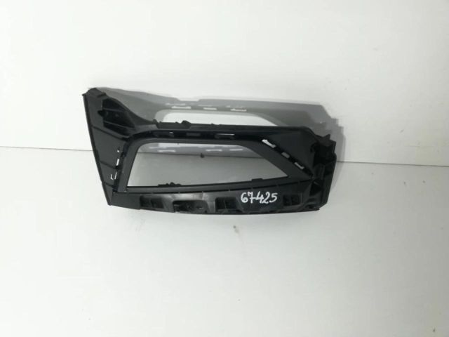 bontott VW POLO VI Jobb első Lökhárító Vakborítás