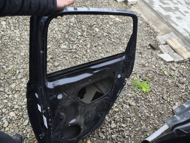 bontott VW POLO VI Jobb hátsó Ajtó (Üres lemez)