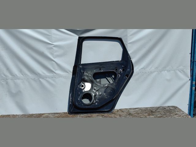 bontott VW POLO VI Jobb hátsó Ajtó (Üres lemez)