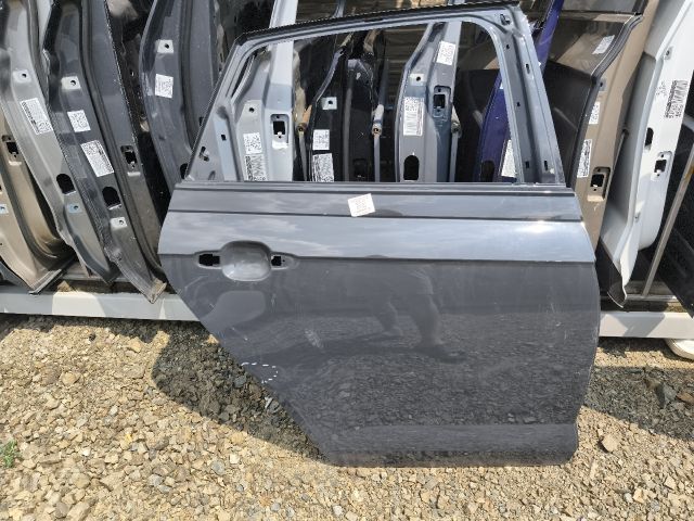 bontott VW POLO VI Jobb hátsó Ajtó (Üres lemez)