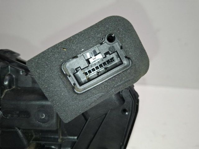 bontott VW POLO VI Jobb hátsó Ajtózár