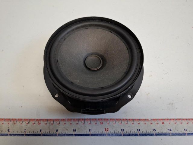 bontott VW POLO VI Jobb hátsó Hangszóró