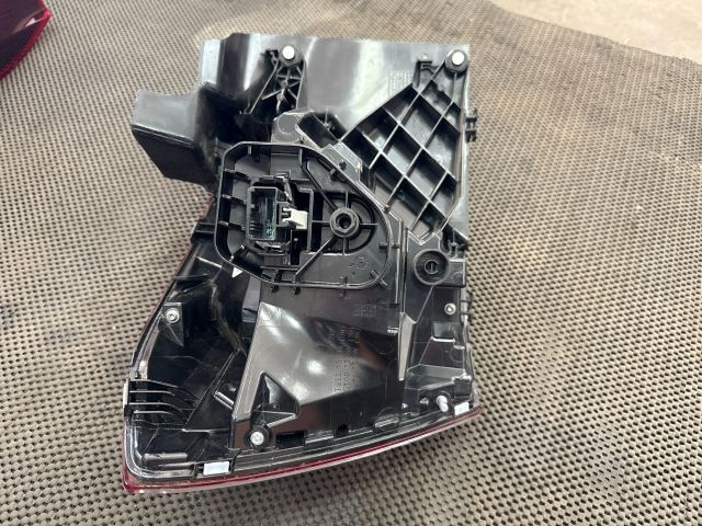 bontott VW POLO VI Jobb Hátsó Lámpa