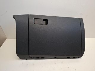 bontott VW POLO VI Kesztyűtartó