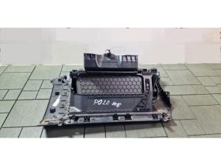 bontott VW POLO VI Kesztyűtartó