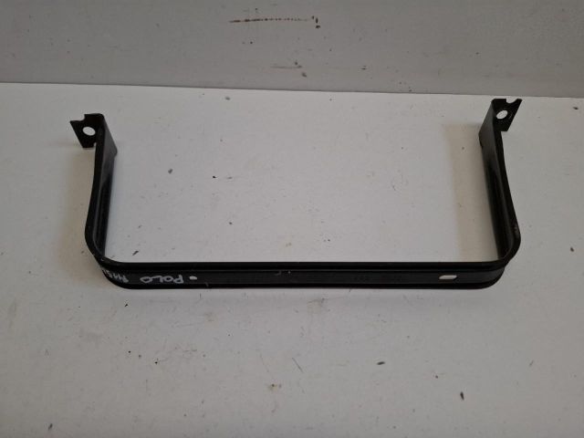 bontott VW POLO VI Tank Tartó Pánt